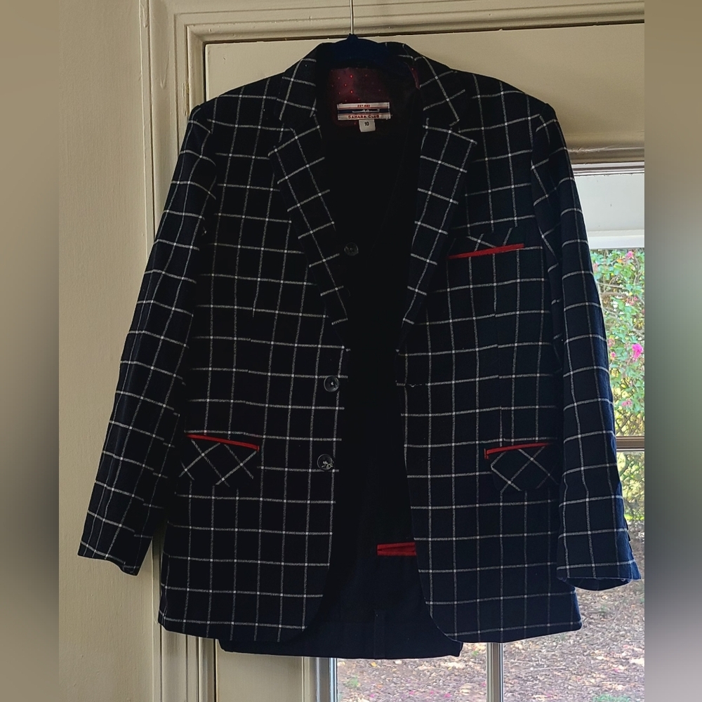 Boys 3pc Sahara Club suit size 10